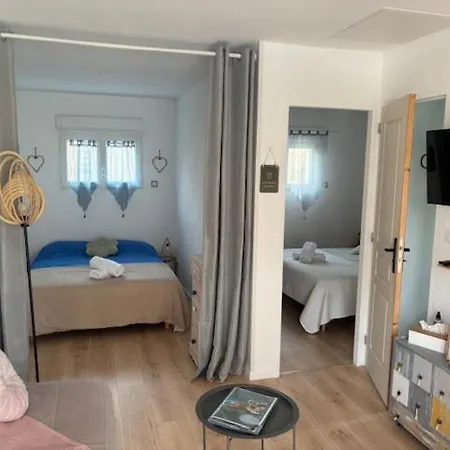 アパート Coeur Du Village De Clérac